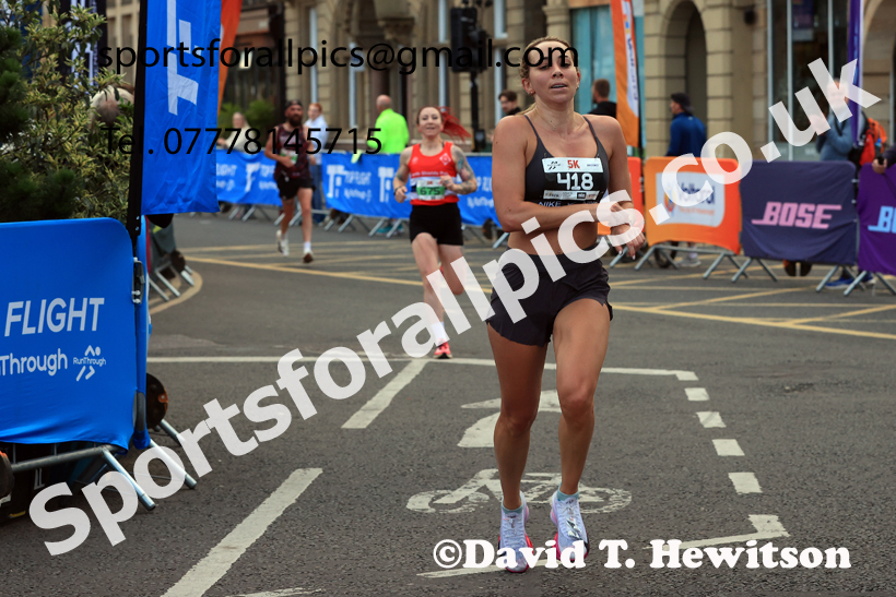 The Newcastle Quayside 10k Road Race, 2025 Newcastle Quayside 5k and 10k Road Race  Photo: David T. Hewitson/Sports for All Pics